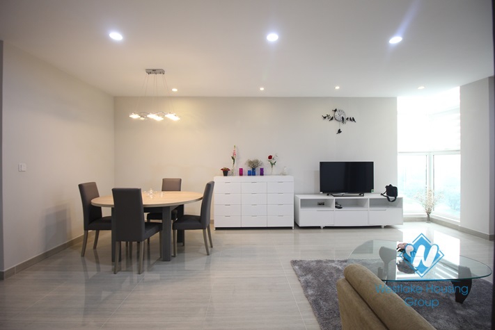 A good and nice 3 bedroom apartment for rent in Ciputra